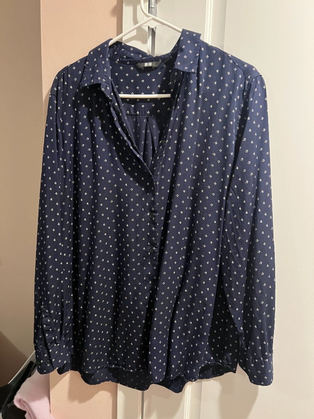 Uniqlo Navy patterned button-down